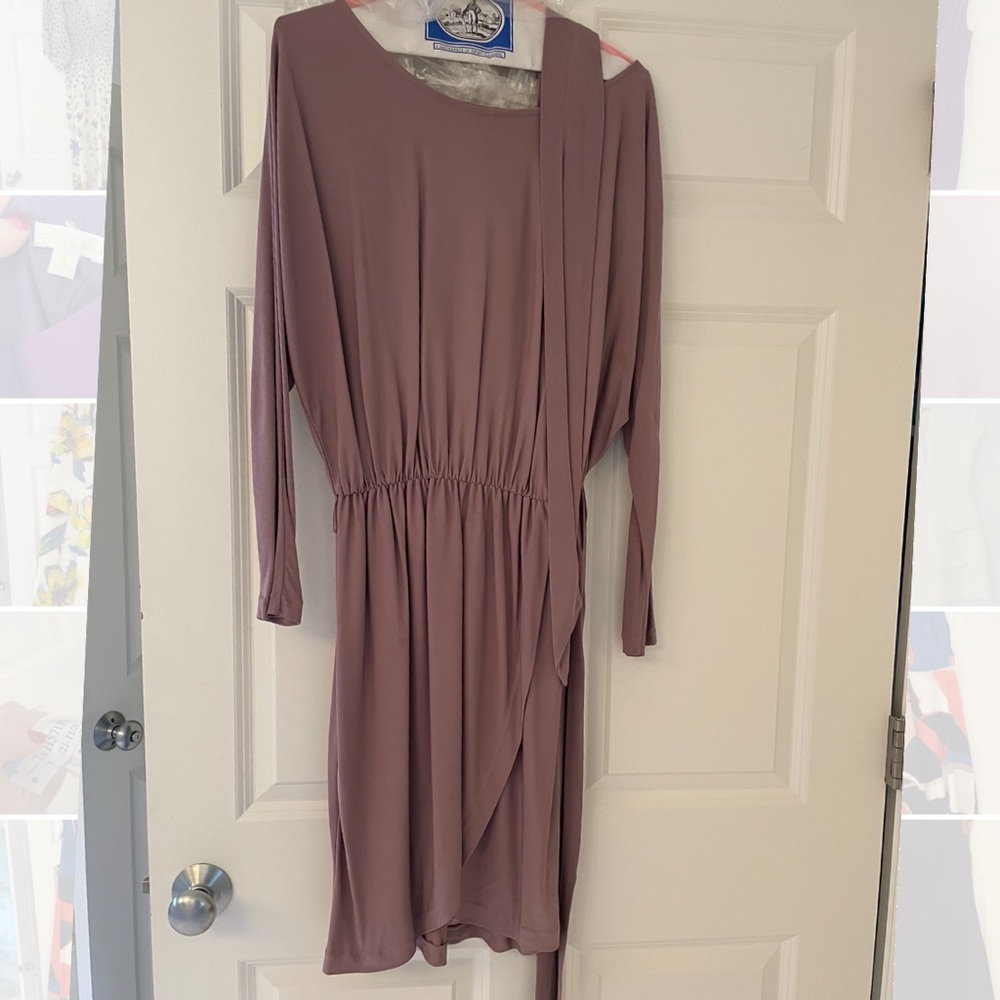 Halston Heritage dolman sleeve waist tie dress